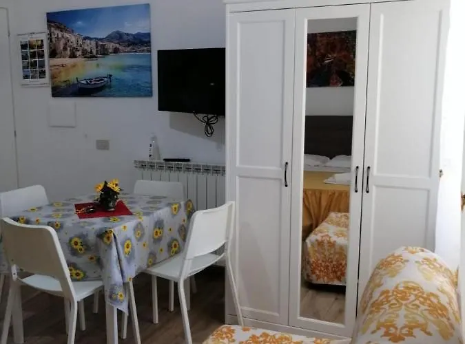 Girasole Апартаменты Чефалу